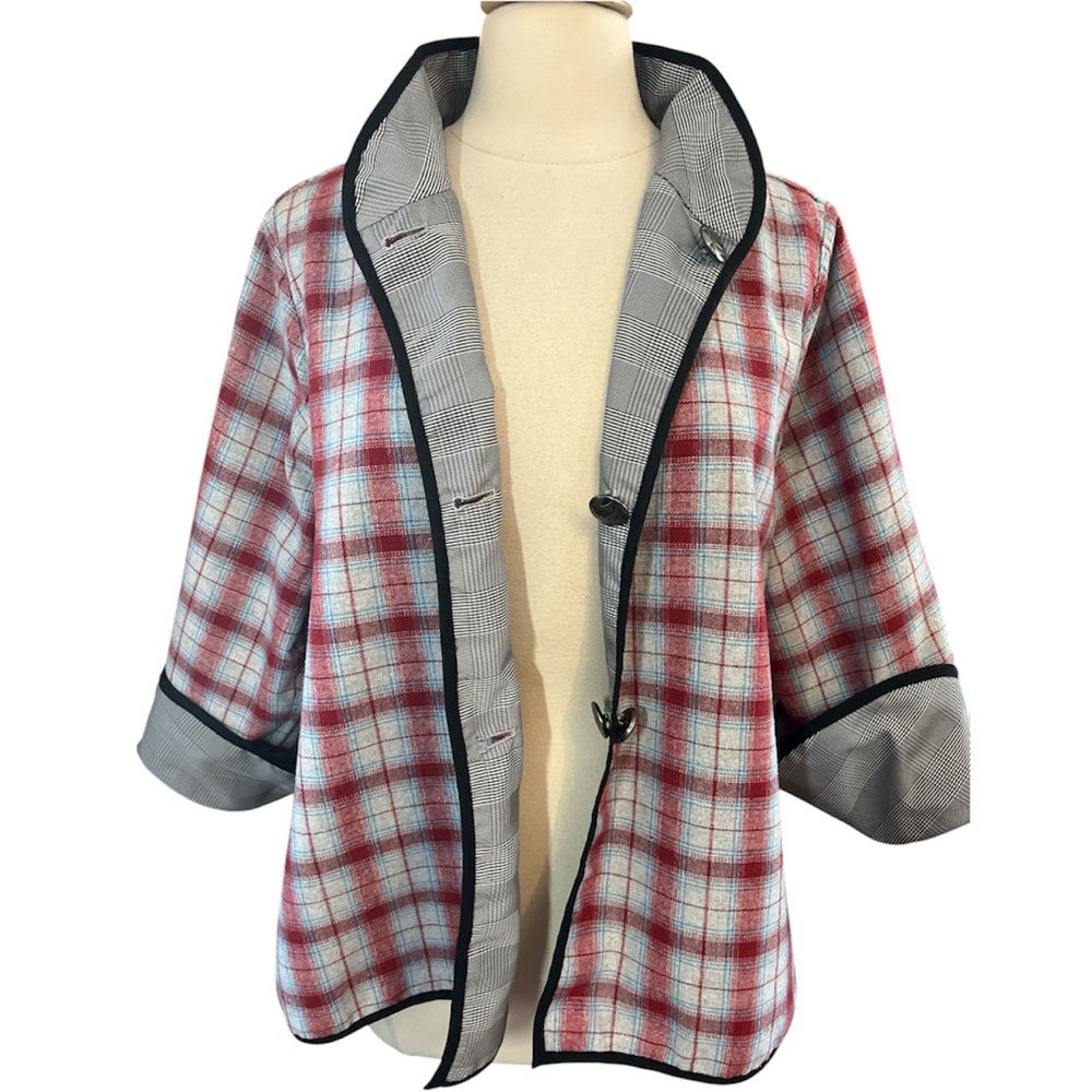 Reversible Red Blue & Gray Plaid lightweight Jacket w/Black Trim Size XL